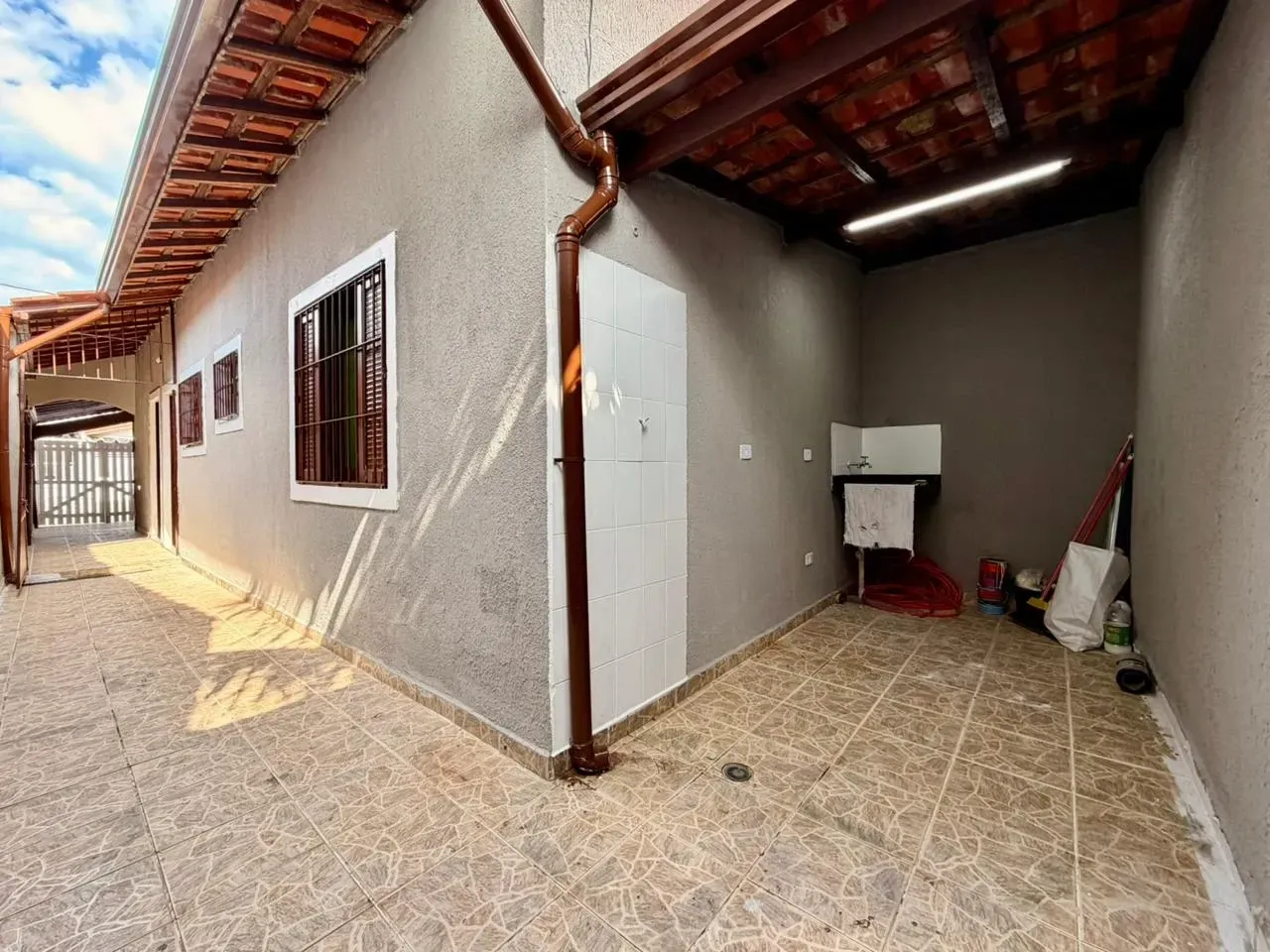 Imagem Casa com 1 Quarto à Venda, 50 m² em Ocian - Praia Grande