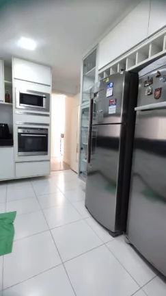 Imagem Casa para venda no Horto Florestal com piscina privativa - Sim