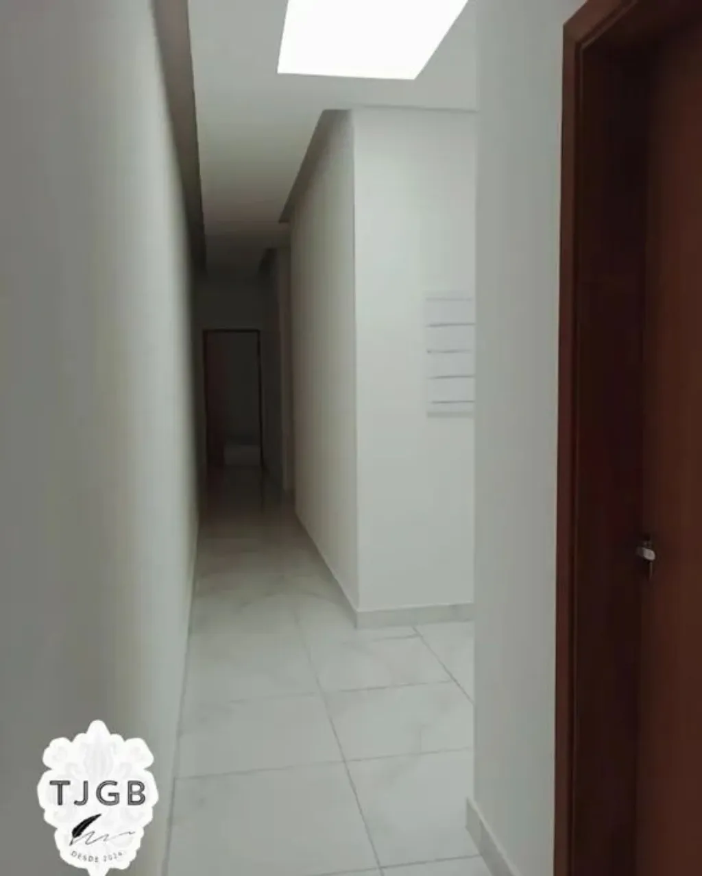 Imagem Casa em Condomínio à Venda em Sorocaba-SP: 3 Quartos, 1 Suíte, 2 Banheiros, 2 Vagas de Garagem e 140m² no Jardim Novo Horizonte!