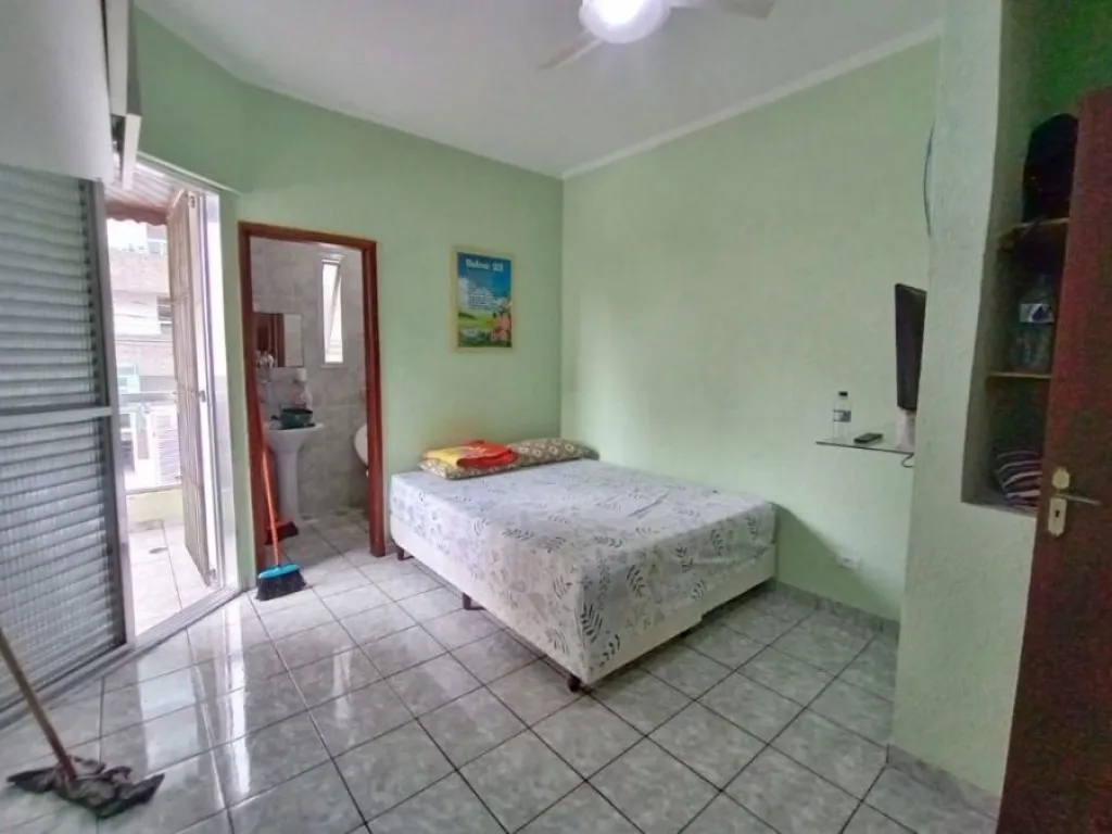 Imagem CASA COM 200,00 m² - GUILHERMINA - PRAIA GRANDE SP