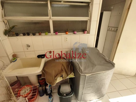 Imagem EXCELENTE APARTAMENTO DE 2 DORMITÓRIOS COM SUÍTE E DEPENDÊNCIA DE EMPRE E 2 VAGAS ESCRITURADAS NO BOQUEIRÃO EM SANTOS (SP) POR R$.735.000,00