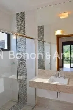 Imagem Casa muito ampla, iluminada e com vista magnífica.