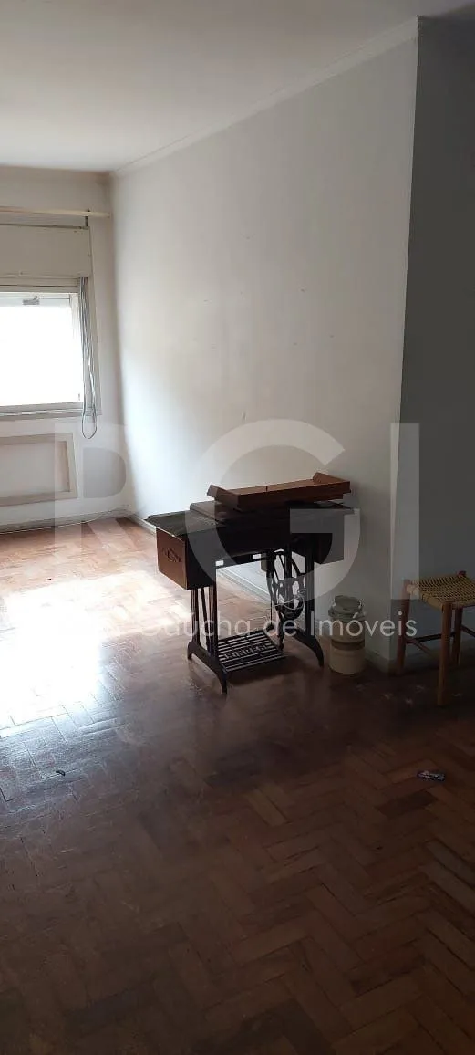 Imagem Apartamento com 3 quartos, 2 banheiros, desocupado e 1 vaga!