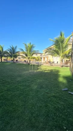 Imagem Casa em condomínio fechado com duas suítes espaço gourmet piscina a venda no Verdes Mares em Piatã