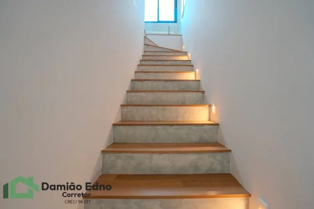 Imagem Casa com 4 suítes ,1 maste 348,10 m² R$ 3.180,000 - Condomínio Alphaville