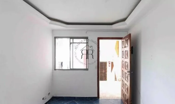 Imagem Localizado em São Paulo, este apartamento oferece uma excelente oportunidade para quem busca confor...