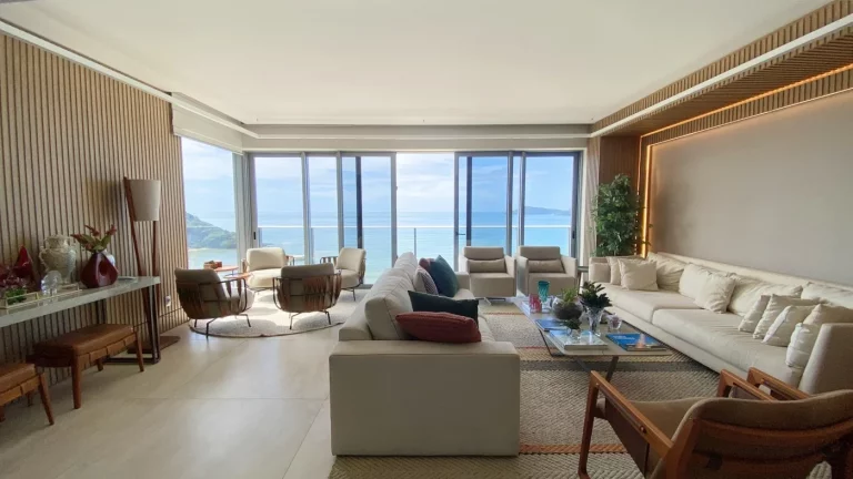 Imagem Apartamento Frente Mar para Venda em Balneário Camboriú, CENTRO, 4 dormitórios, 4 suítes, 5 banheiros, 4 vagas