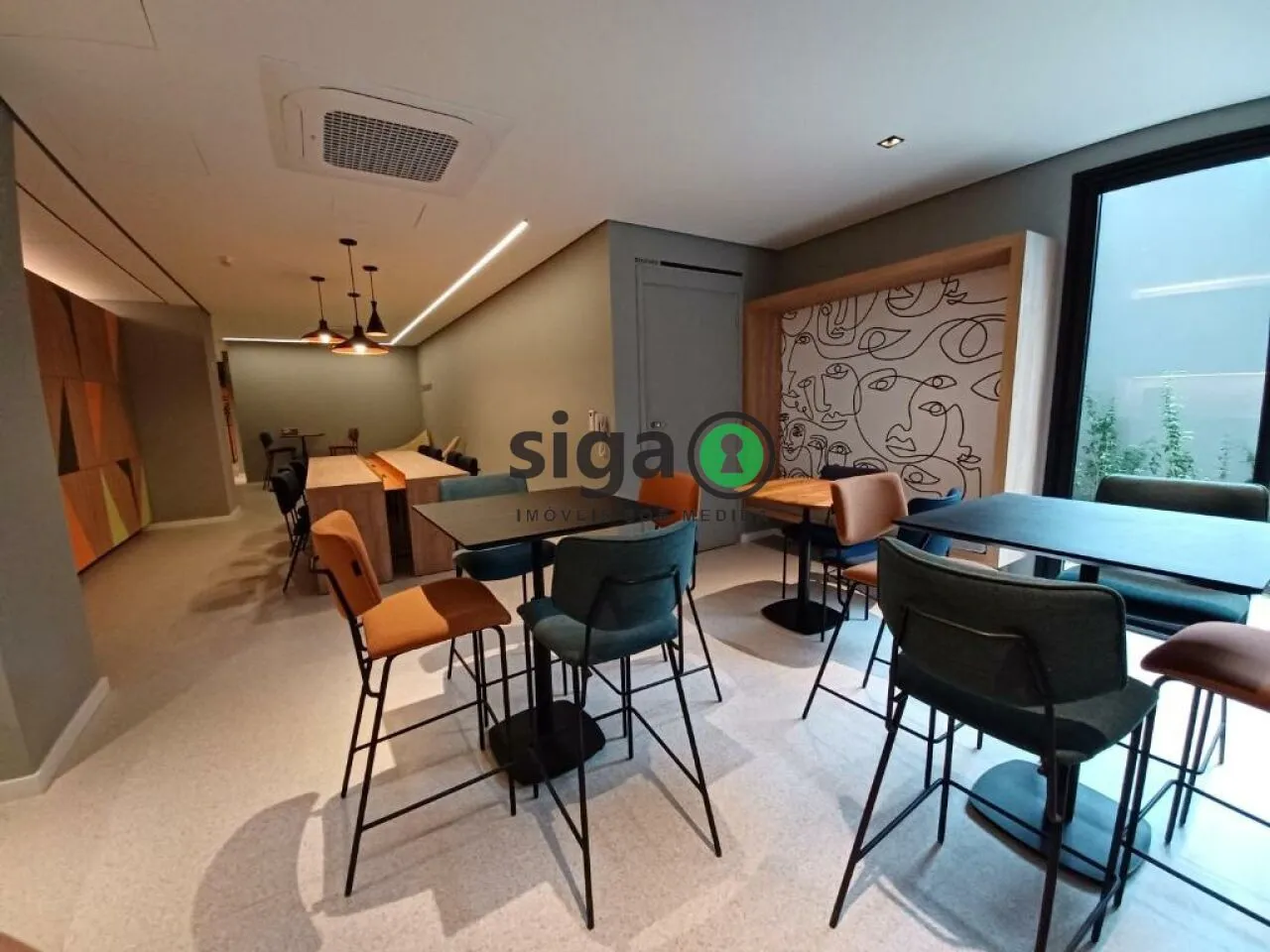 Imagem Apto à Venda na Vila Madalena com 127m², 3 quartos sendo 2 suites, 2 vagas no contrapiso.