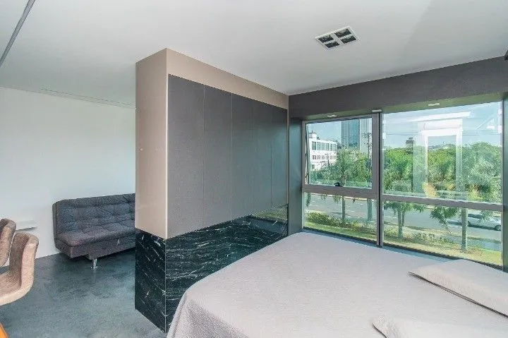 Imagem LOFT MOBILIADO PARA VENDA NO BAIRRO PRAIA DE BELAS - 41M² DE ÁREA PRIVATIVA - 01 VAGA DE ESTACIONAMENTO