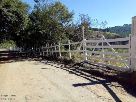 Imagem CHACARA RURAL em CAMPESTRE - MG, CENTRO