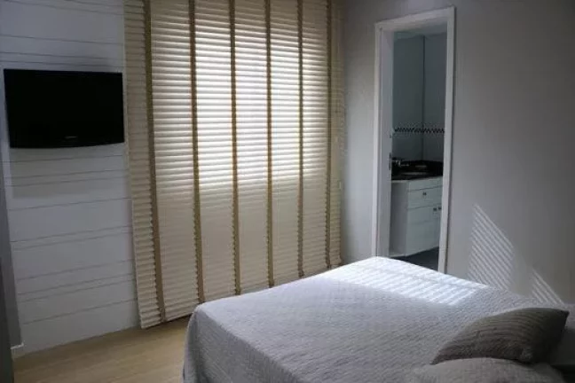 Imagem Apartamento para Venda em Curitiba, Cristo Rei, 2 dormitórios, 1 suíte, 2 banheiros, 1 vaga