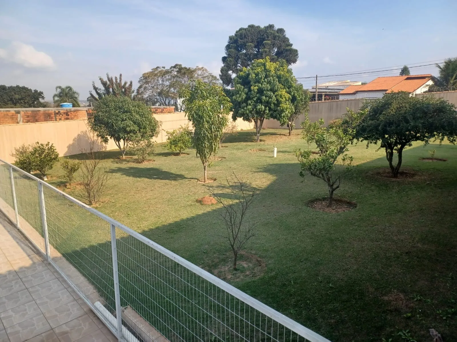 Imagem Chácara Moderna com Piscina e Espaço Gourmet à Venda em Araçoiaba da Serra