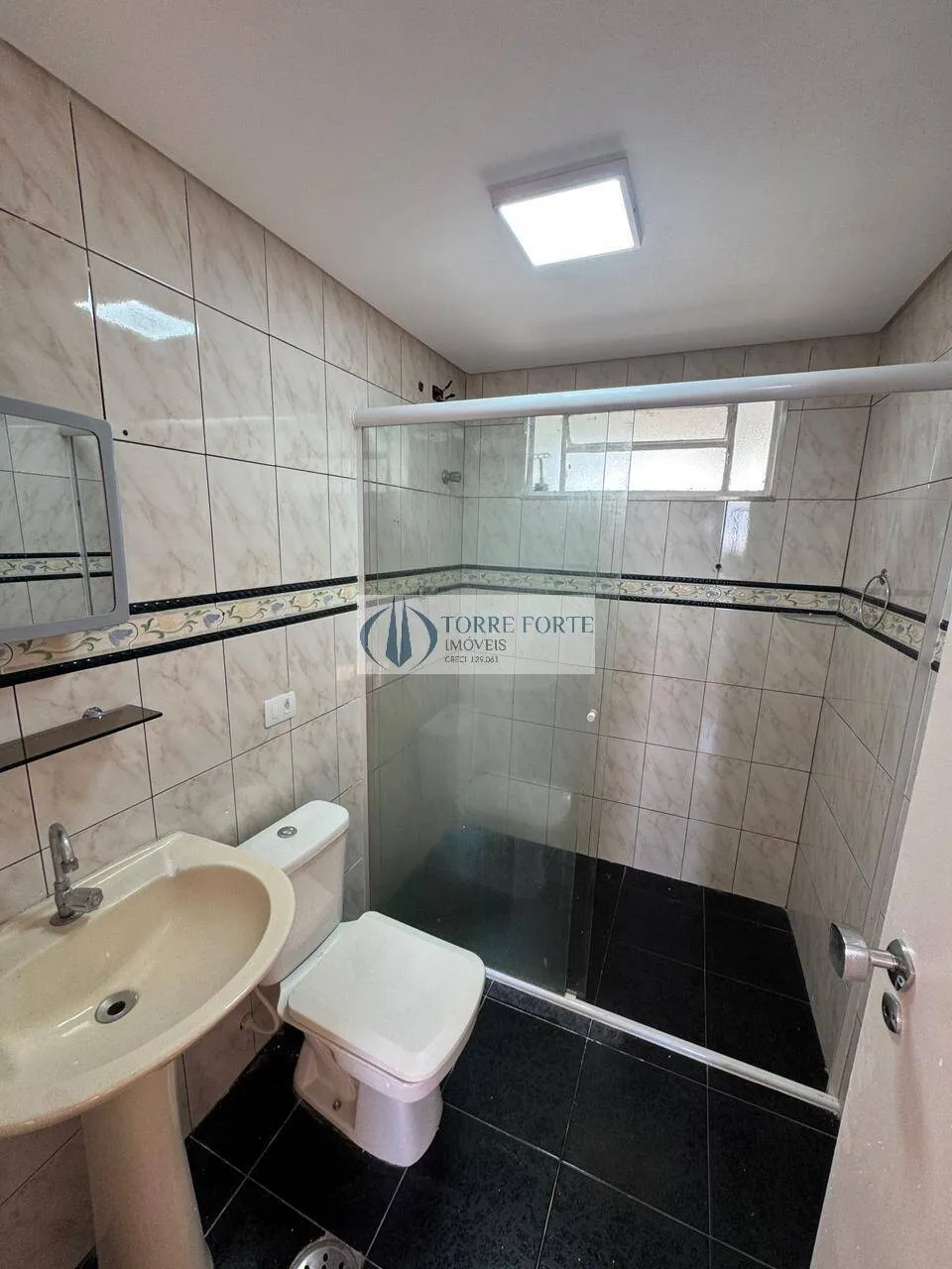 Imagem Apartamento com 3 dormitorios 1 suite 1 vaga na Vila Ivone.