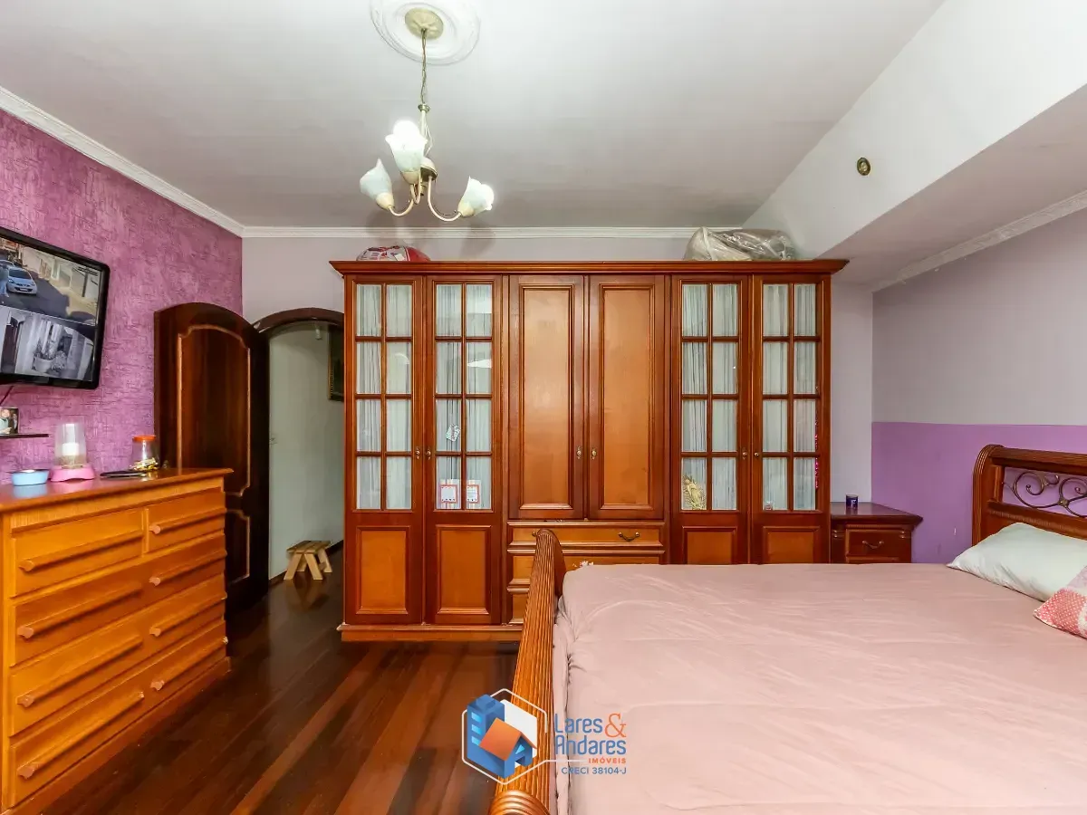 Imagem Sobrado para venda em Vila Gustavo com 3 quartos, sendo 3 suítes, 325m²