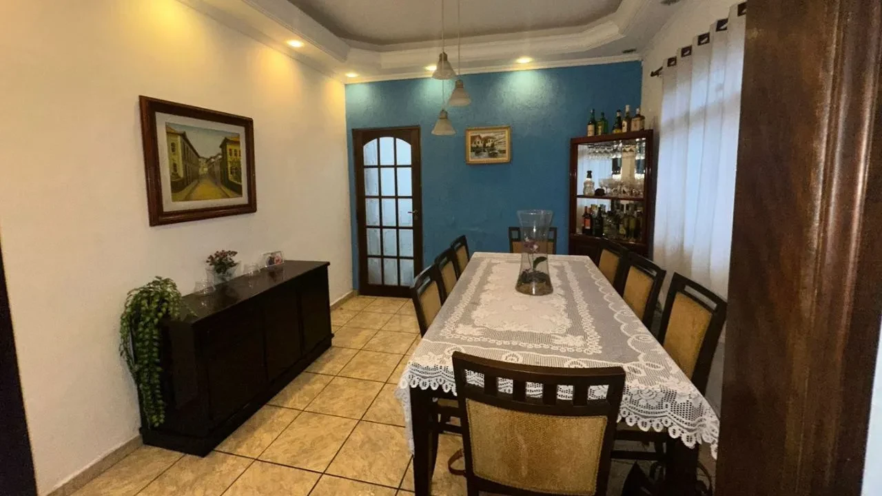 Imagem Casa com 3 Quartos à Venda, 275 metros em Bom Retiro - Santos