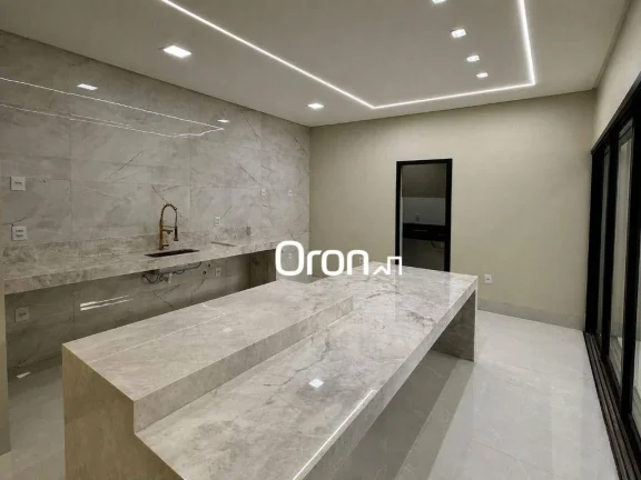 Imagem Casa à venda, 218 m² por R$ 1.360.000,00 - Residencial Itália - Goiânia/GO