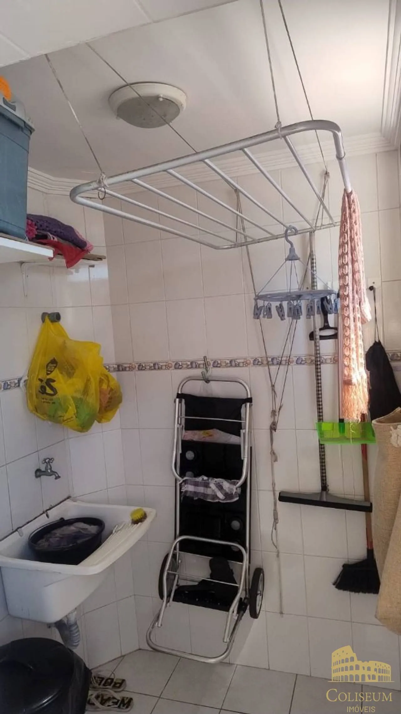 Imagem Apartamento com 2 dormitórios à venda, 71 m² por R$ 429.000,00 - Maracanã - Praia Grande/SP