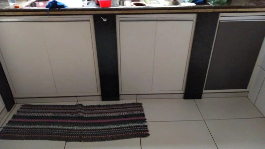 Imagem Casa em Condomínio para Venda em São Pedro da Aldeia / RJ no bairro Rua do Fogo