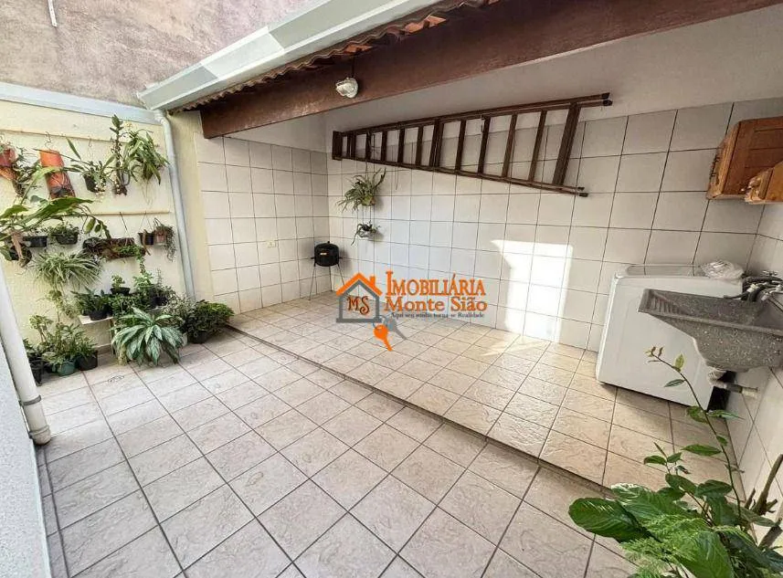 Imagem Sobrado com 3 dormitórios à venda, 156 m² por R$ 1.250.000,00 - Jardim Santa Mena - Guarulhos/SP