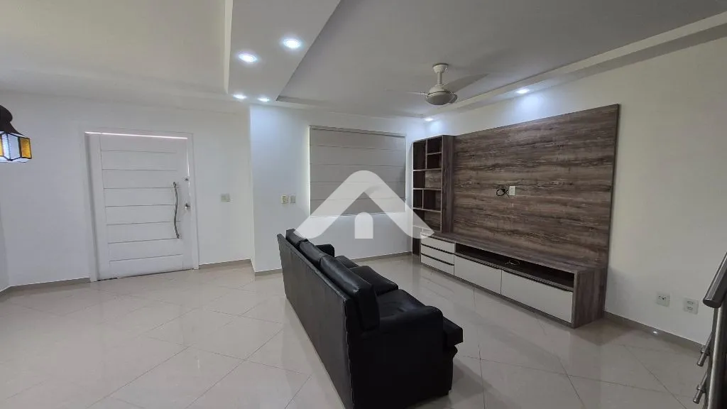 Imagem Casa à venda em Vargem Pequena - 201m², 4 quartos (1 suíte) | Condomínio Paraíso Classe A