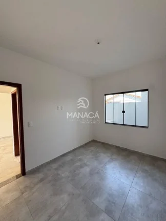 Imagem Casa em Itajuba em Rua Asfaltada