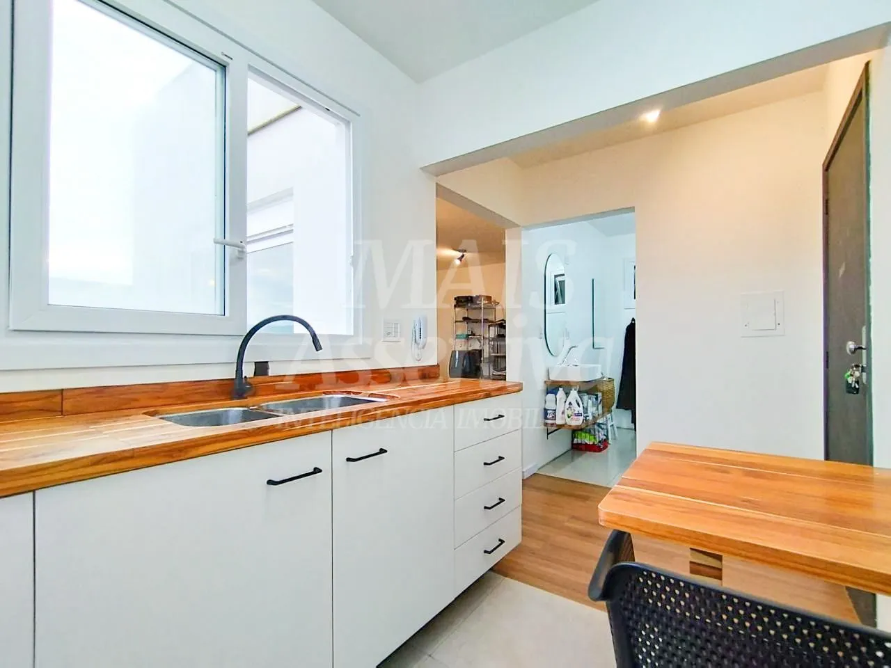Imagem Apartamento semi mobiliado para venda Edificio Gustavo de 1 dormitório