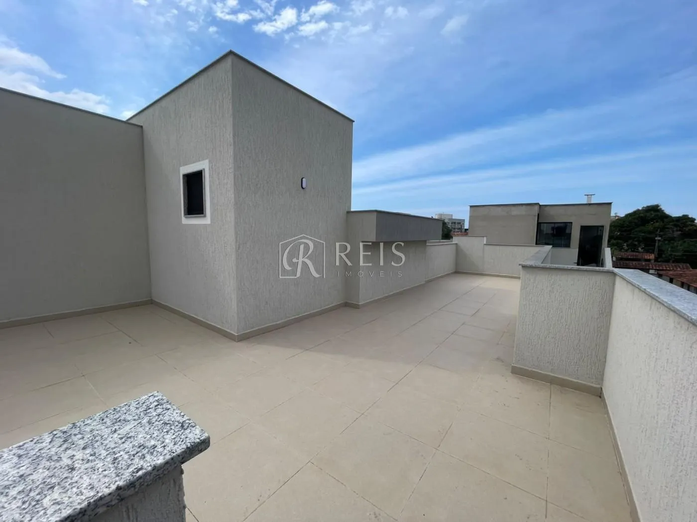 Imagem Casa para Venda em Rio das Ostras, Atlântica, 3 dormitórios, 1 suíte, 2 banheiros, 1 vaga