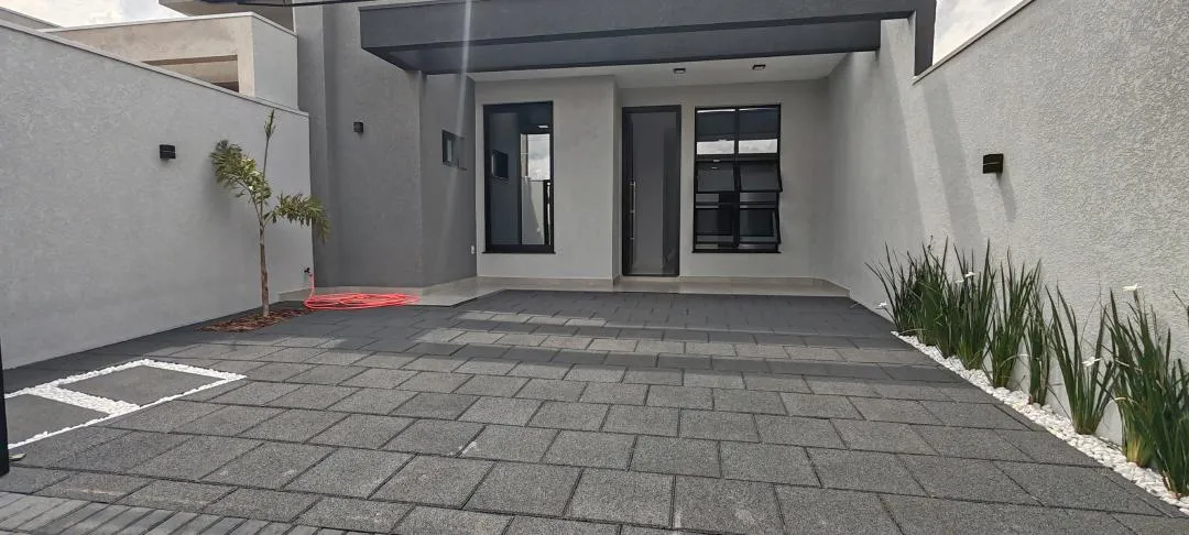 Imagem Casa à venda em Cascavel, Parque Verde - 112m² - Churrasqueira, Suíte, Portão Eletrônico