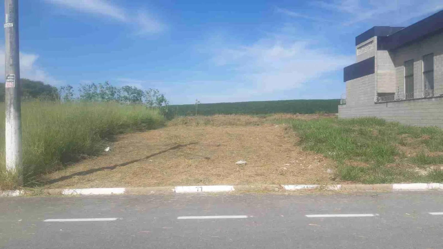 Foto do imóvel Lote à Venda, Loteamento Residencial e Comercial Flamboyant, Pindamonhangaba, SP