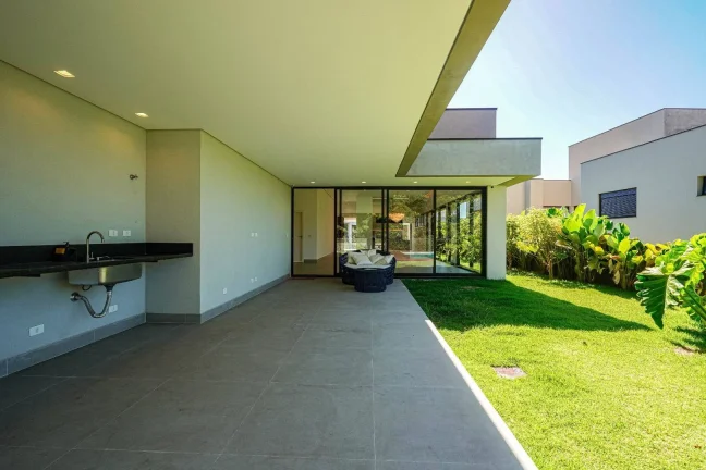 Imagem Casa 3 Suítes à venda, 332 m² por R$ 3.590.000 - Granja Viana - Cotia/SP