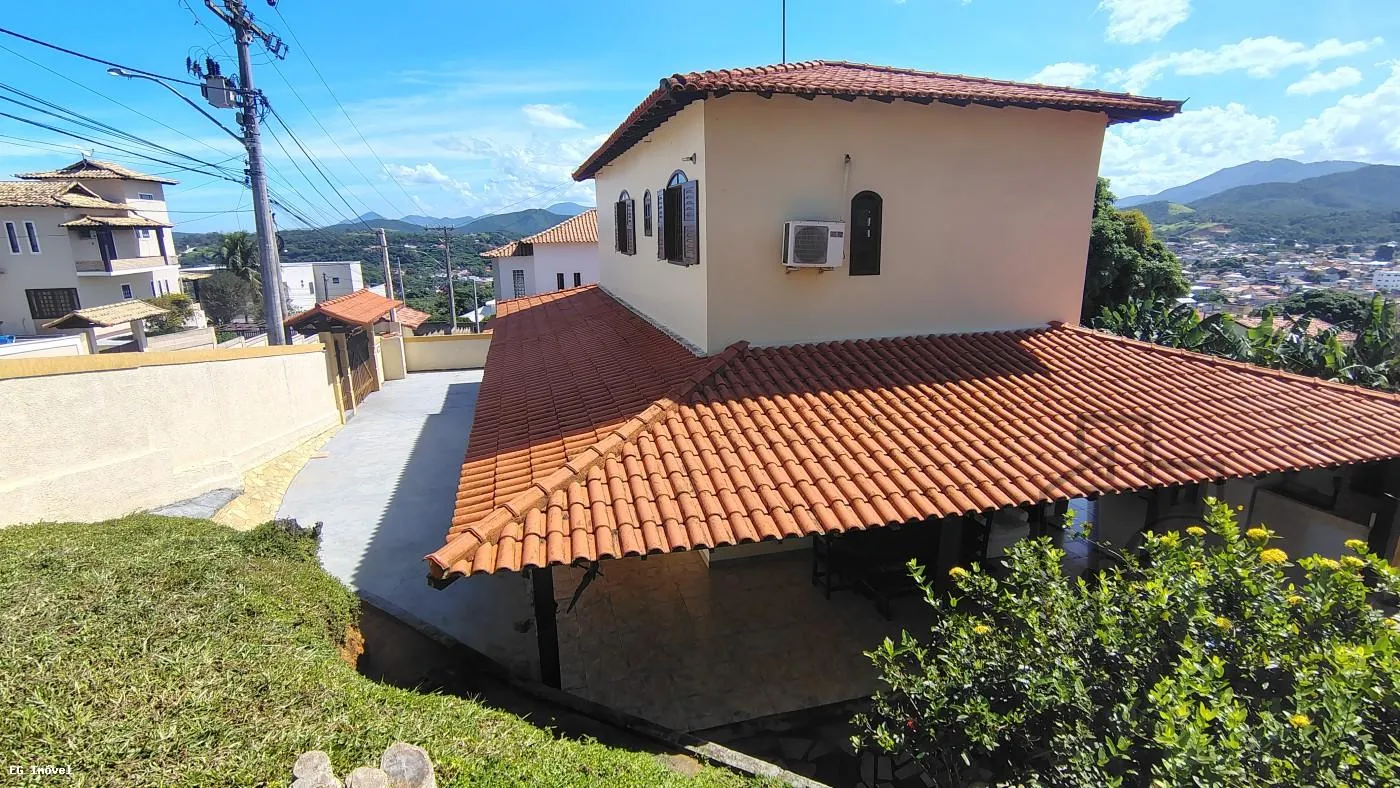 Imagem Casa para Venda em Saquarema, Bacaxá (Bacaxá), 3 dormitórios, 2 suítes, 1 banheiro, 4 vagas
