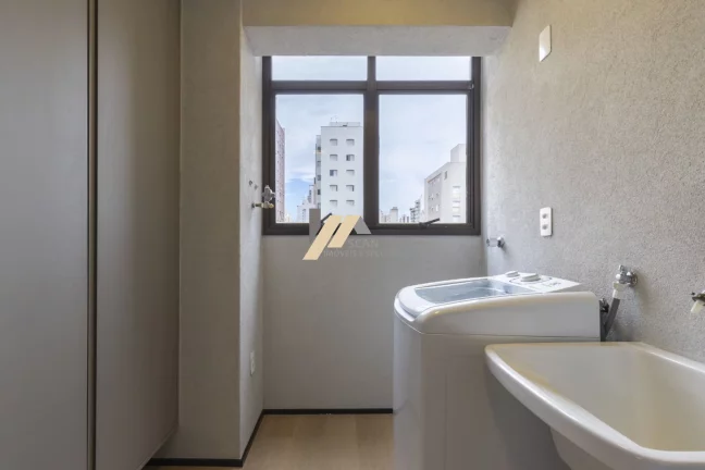 Imagem Apartamento para alugar no Cambuí em Campinas, São Paulo.