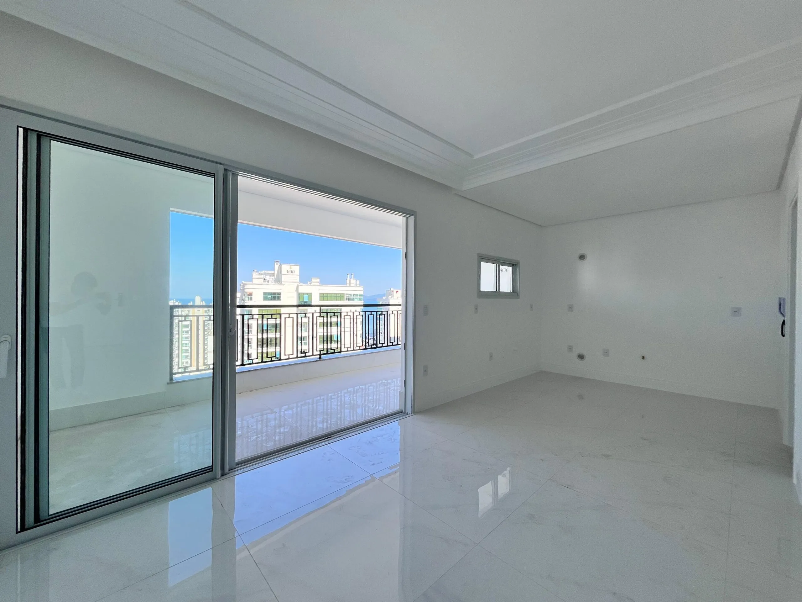Imagem Apartamento à venda com 160m2 por R$ 2.798.000,00