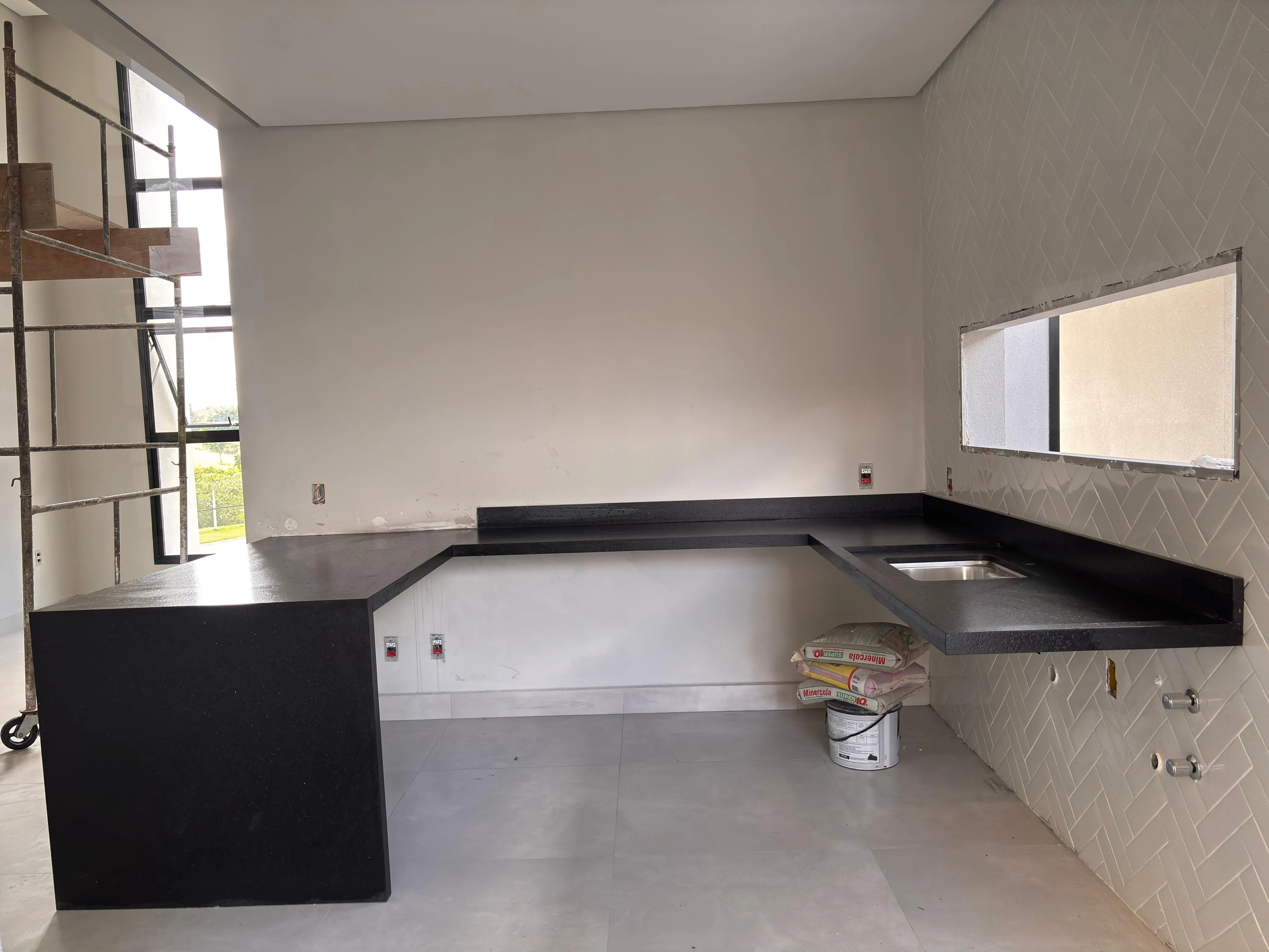 Imagem Linda Casa 2 dormitórios à Venda no Residencial Reserva Ipanema: Conforto e Praticidade
