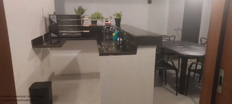 Imagem Casa de luxo em condomínio à venda em Camaçari-BA, Vila de Abrantes: 4 quartos, 4 suítes, 2 salas, 2 banheiros, 3 vagas, 290m².