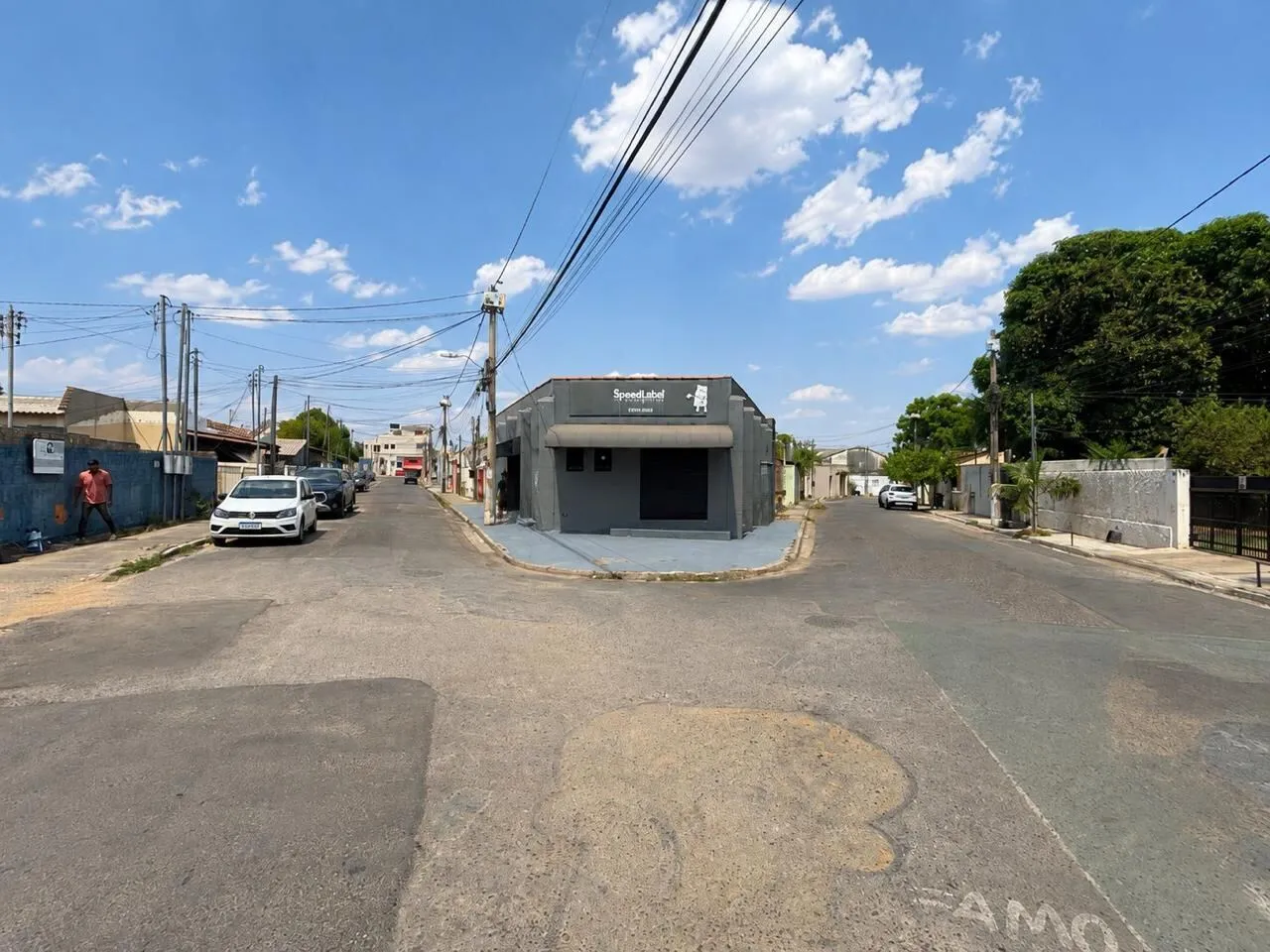 Imagem Barracão Comercial 180 mt² Bairro Dom Aquino