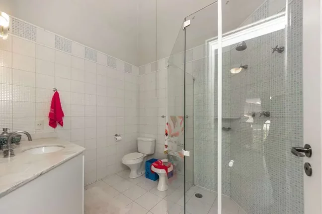 Imagem Casa de Vila 3 suítes 515m² Jardim Hípico São Paulo Rua Júlio Verne