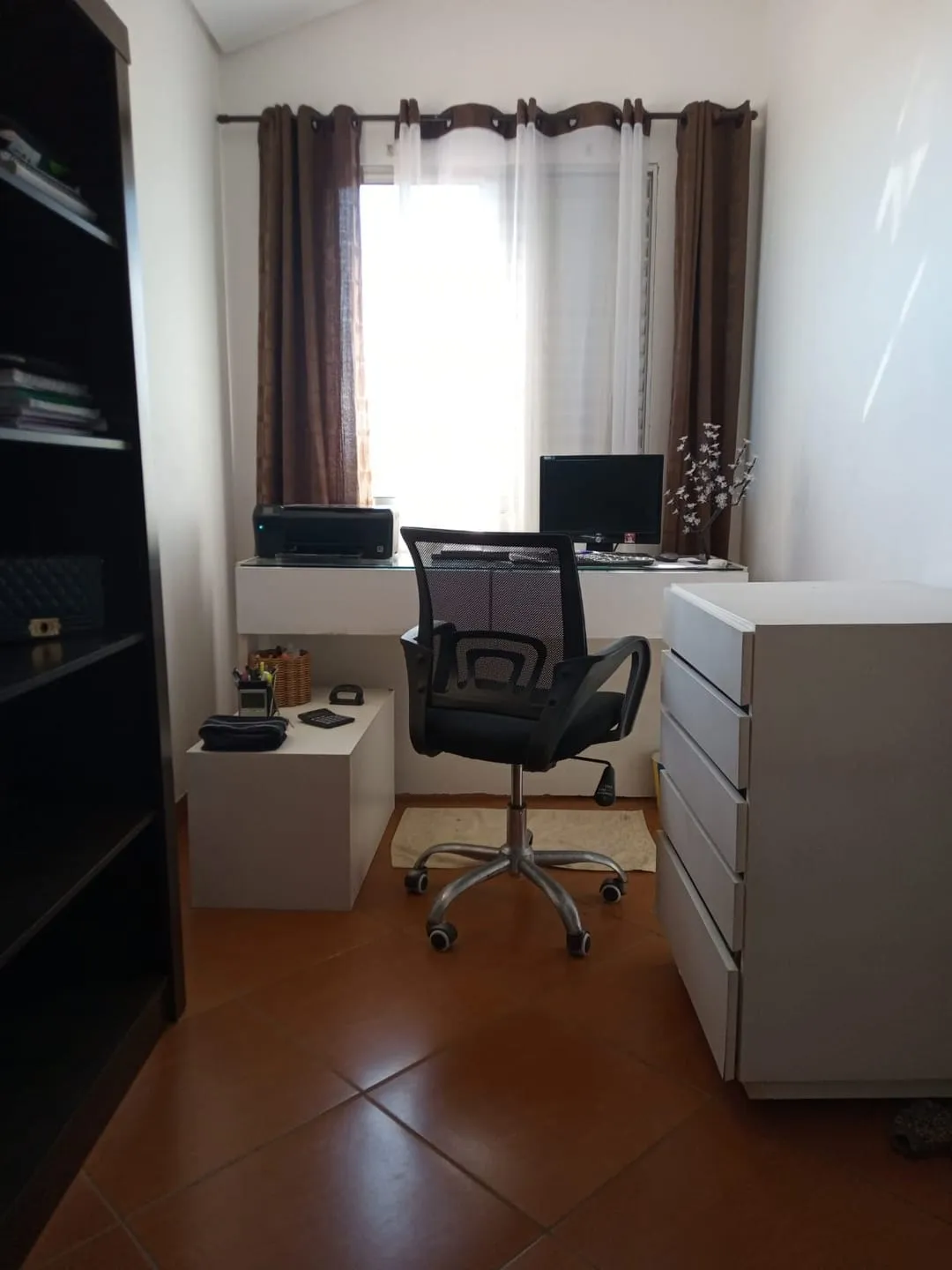 Imagem Casa à venda 3 Quartos, 1 Suite, 3 Vagas, 270M², Vila Santa Isabel, Taubaté - SP