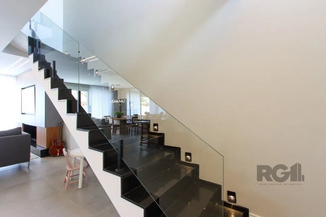 Imagem Excelente casa de condomínio na Vila Amalfi.