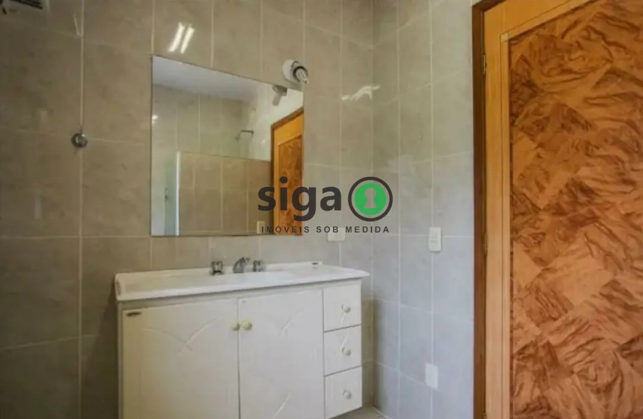 Imagem Casa Assobradada à Venda , com 4 suites, 4 vagas na Vila Madalena