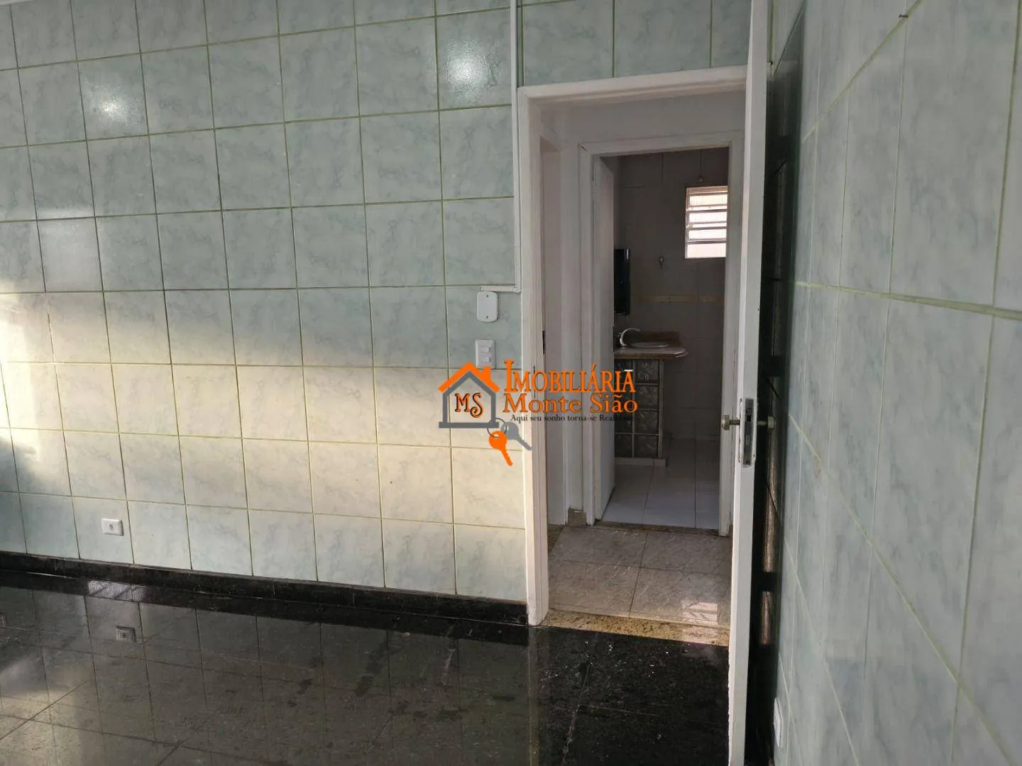 Imagem Sobrado com 3 dormitórios para alugar, 100 m² por R$ 3.850/mês - Picanço - Guarulhos/SP