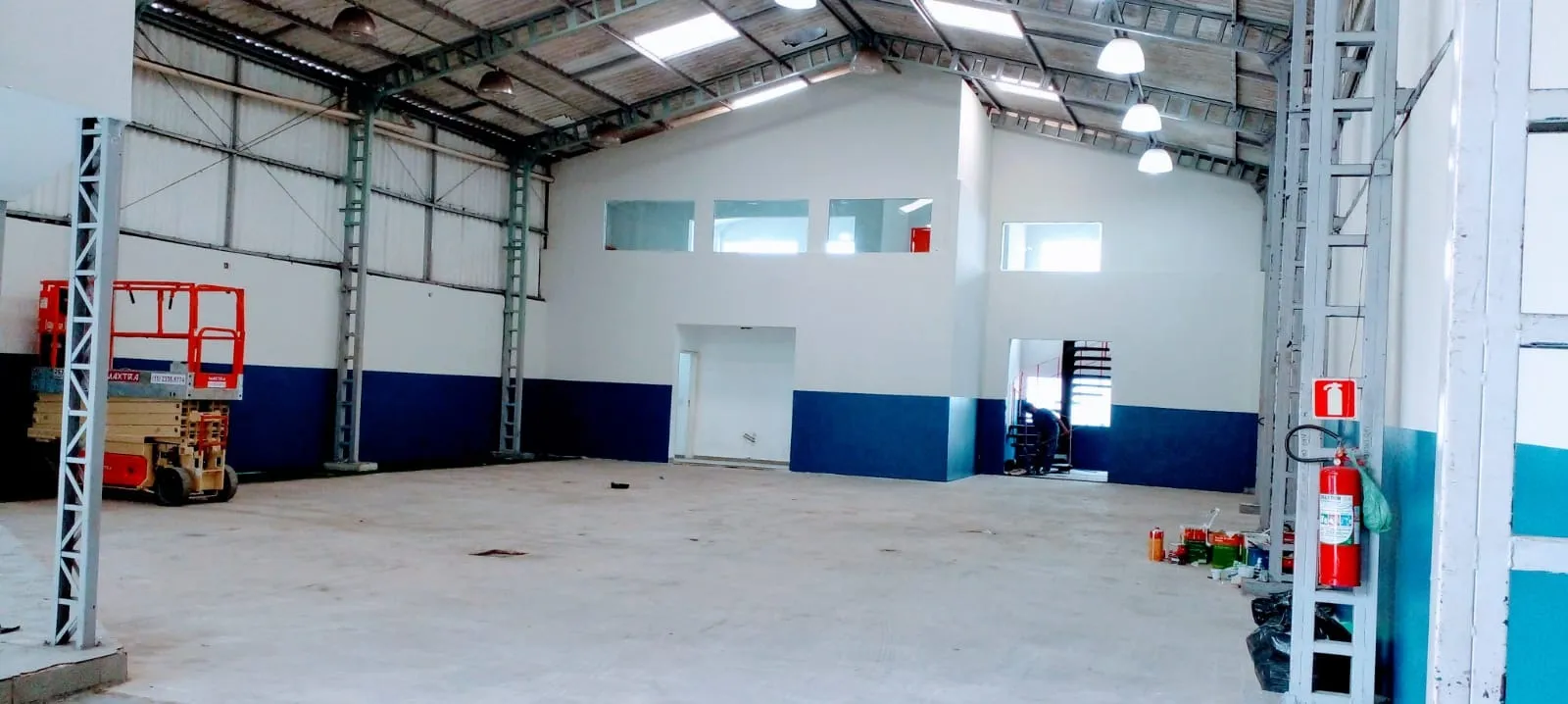 Foto do imóvel Excelente oportunidade: Galpão Comercial de 500m² em Alphaville Industrial, Barueri-SP, para Venda ou Locação em ALPHAVILLE INDUSTRIAL, BARUERI - SP