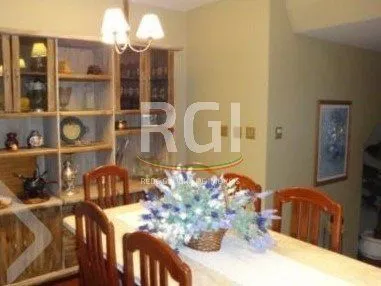 Imagem Casa para Venda - 334m², 4 dormitórios, sendo 1 suites, 4 vagas - Ipanema