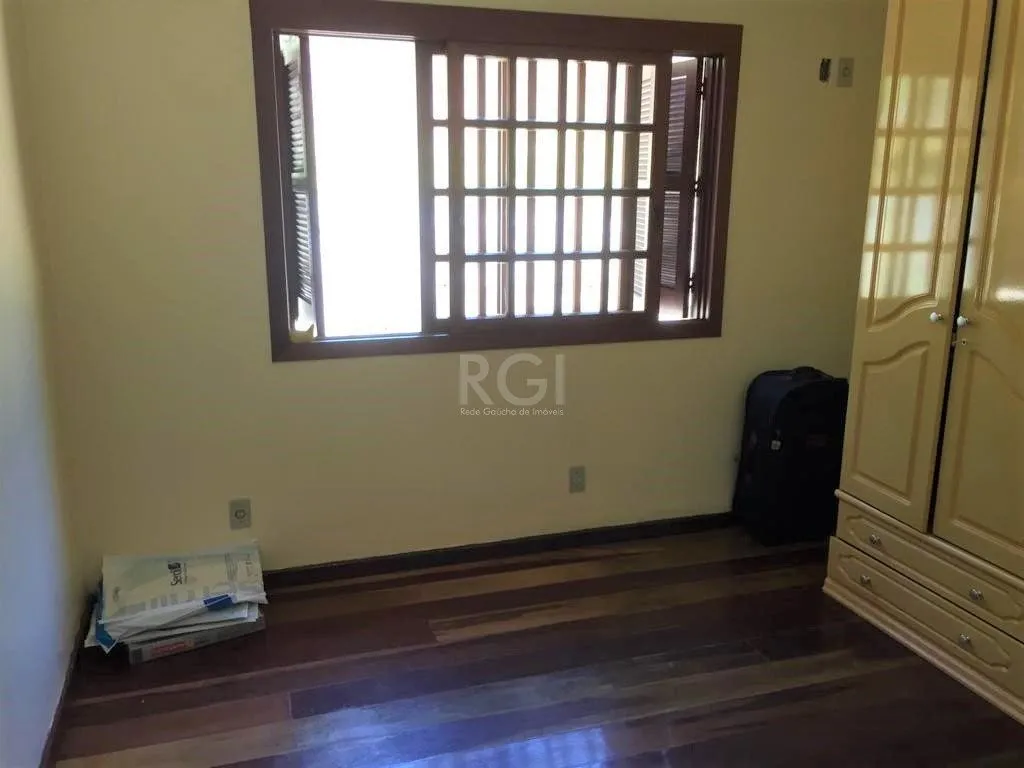 Imagem Casa para Venda - 200m², 3 dormitórios, sendo 1 suites, 2 vagas - Hípica