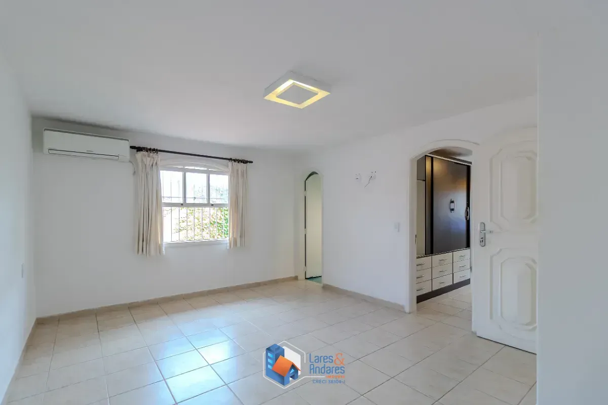 Imagem Casa para venda em Brooklin Paulista com 3 quartos, sendo 2 suítes, 260m²
