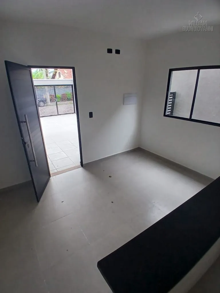 Imagem Seu Novo Sobrado Espera por Você! Conforto, Espaço e Qualidade de Vida