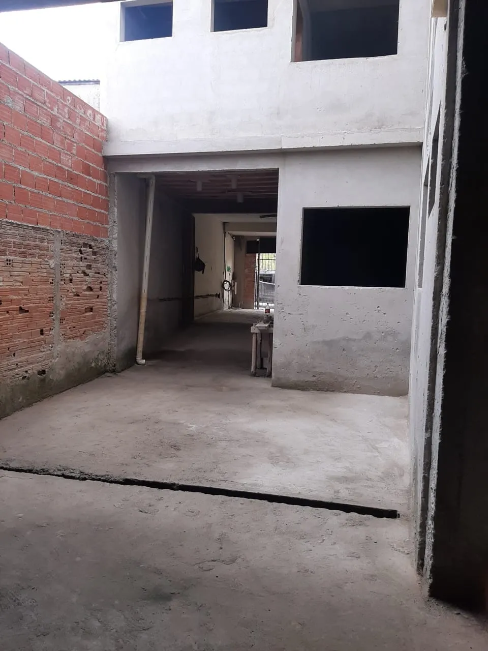 Imagem Comercial à venda 11 Suites, 12 Vagas, 250M², Itaguaçú, Aparecida - SP
