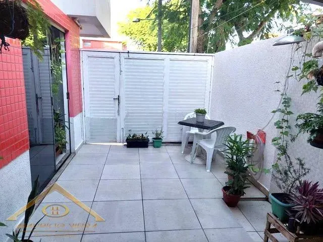 Imagem Apartamento para Venda em Cabo Frio / RJ no bairro Palmeiras
