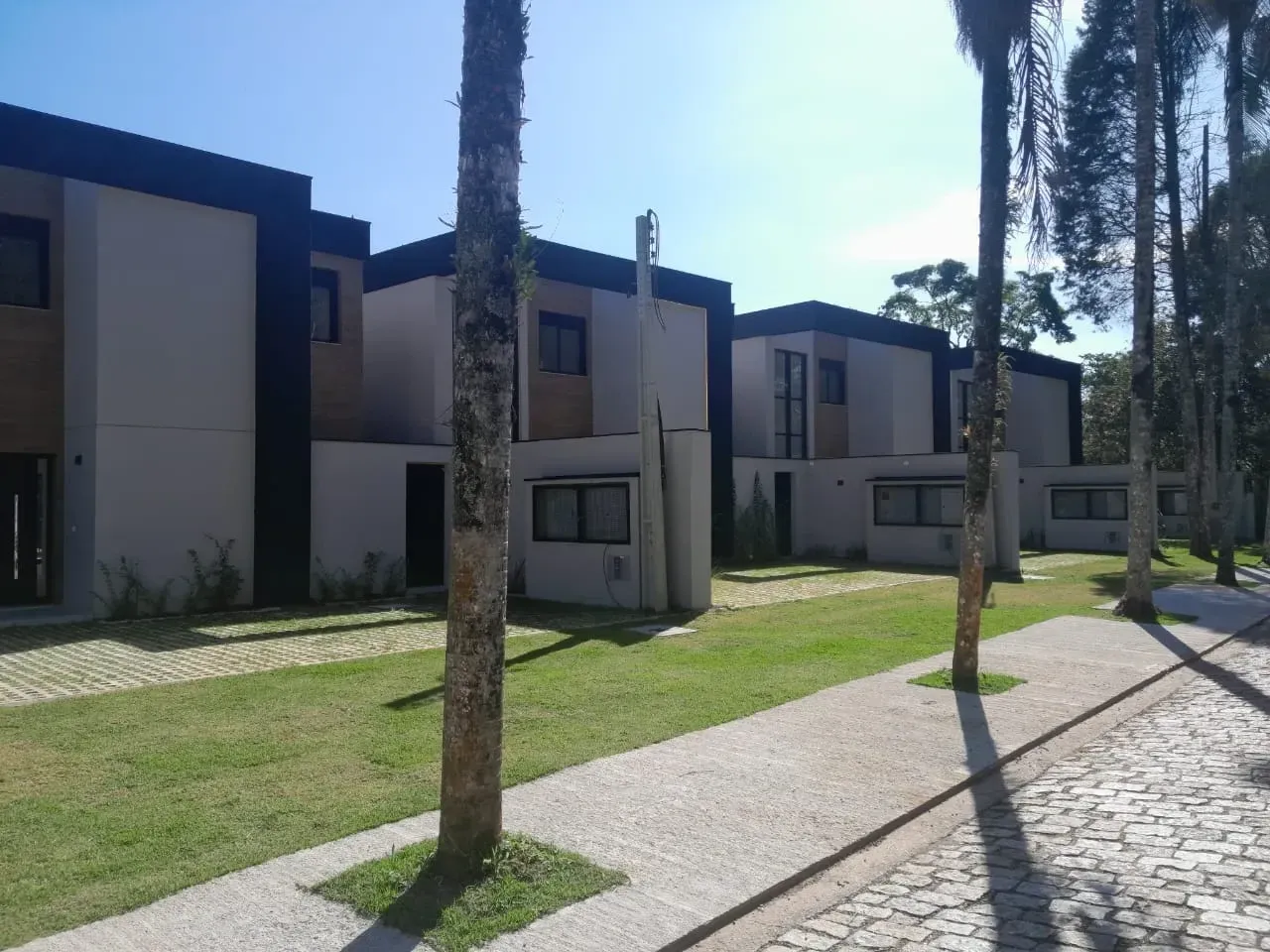 Imagem Sobrado com 4 Quartos à Venda, 341 m² em Represa - Ribeirão Pires