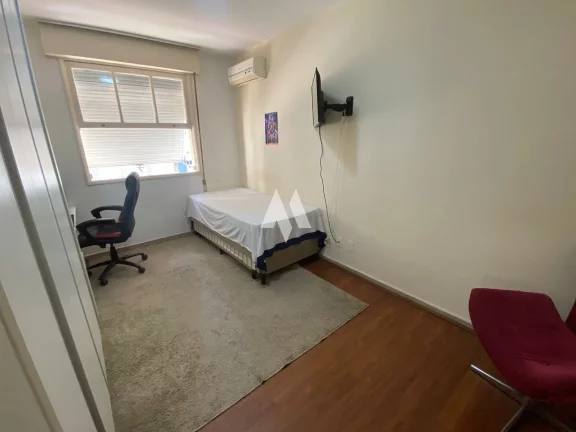 Imagem Apartamento com 139m² na Aparecida poucos metros do mar!